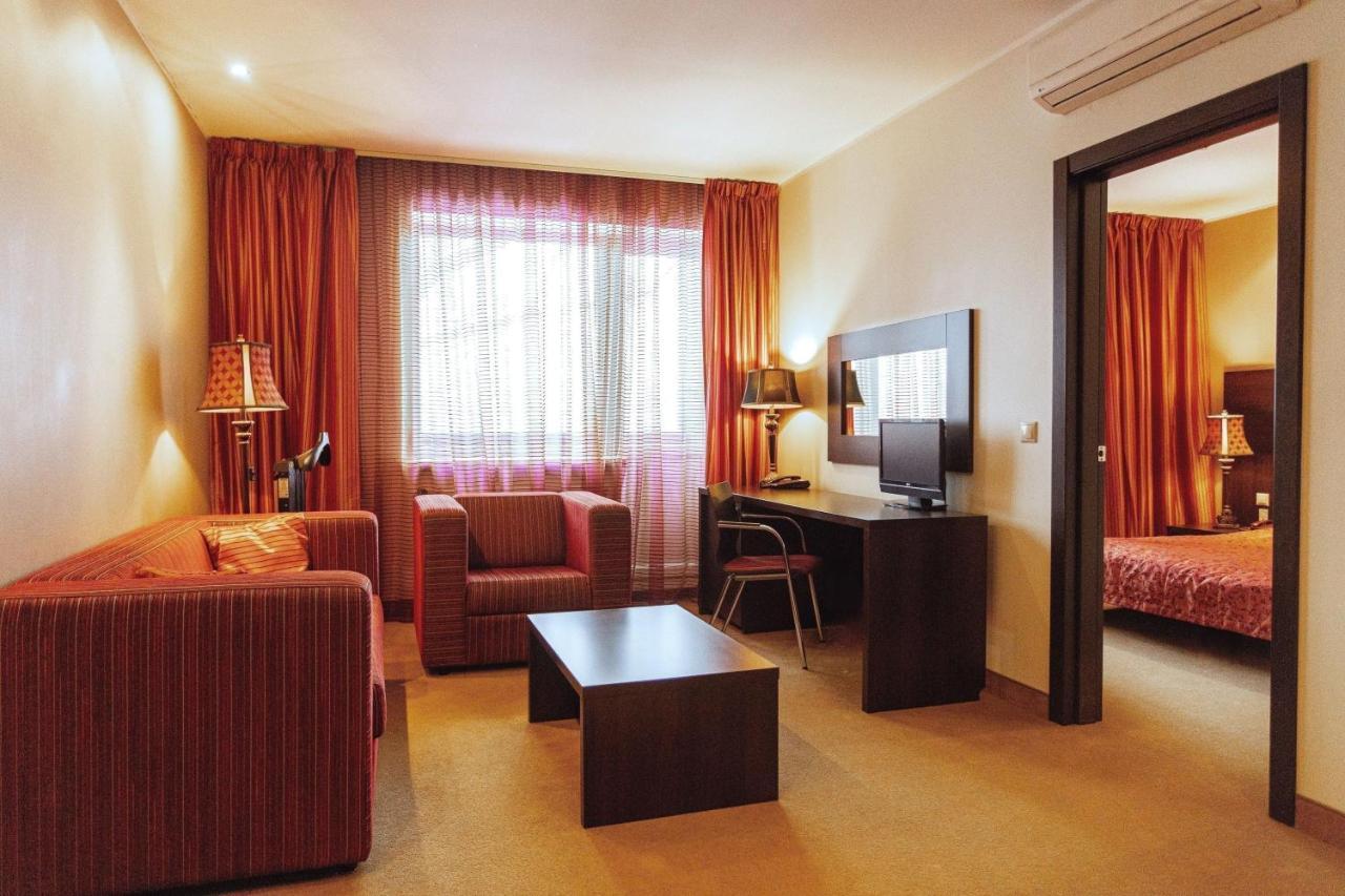 Rixwell Segevold Hotel ซีกูลดา ภายนอก รูปภาพ